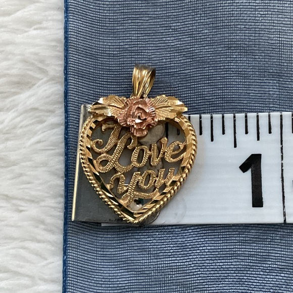 Vintage 14K Gold “I Love You” Heart Pendant Carla Corp Rose Detail - Picture 12 of 14
